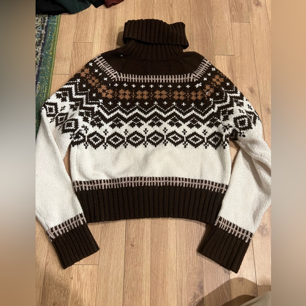American Eagle fairisle sweater
